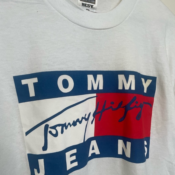 Tommy Hilfiger TShirt - Picture 5 of 6